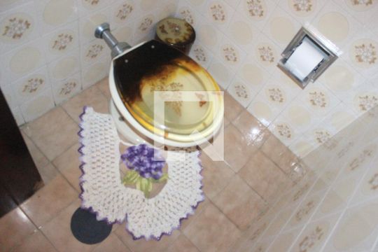 Lavabo de casa à venda com 4 quartos, 360m² em Vila Galvão, Guarulhos