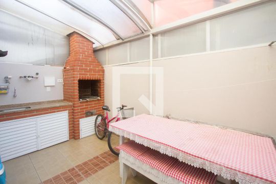 Quintal de casa de condomínio à venda com 3 quartos, 127m² em Jardim São Luís, São Paulo