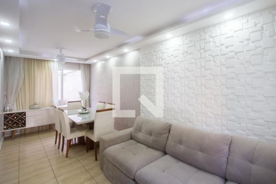 Casa de Condomínio à venda com 3 quartos, 127m² em Jardim São Luís, São Paulo