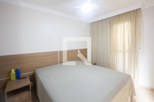 Suíte de casa de condomínio à venda com 3 quartos, 127m² em Jardim São Luís, São Paulo