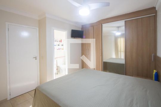 Suíte de casa de condomínio à venda com 3 quartos, 127m² em Jardim São Luís, São Paulo