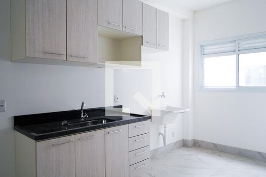Cozinha de apartamento para alugar com 2 quartos, 59m² em Vila Guilherme, Votorantim