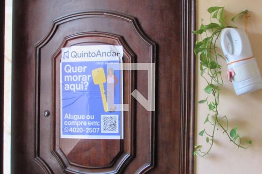 Placa de apartamento para alugar com 2 quartos, 48m² em Conjunto Promorar Raposo Tavares, São Paulo