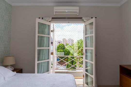 Varanda da suíte de casa de condomínio à venda com 3 quartos, 175m² em Vila Silveira, Guarulhos
