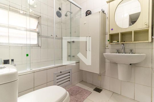 Banheiro da Suíte de apartamento à venda com 3 quartos, 150m² em Higienópolis, São Paulo