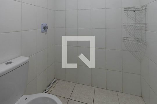 Banheiro de apartamento para alugar com 2 quartos, 49m² em Vila California, São Paulo