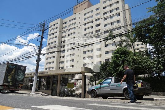Fachada de apartamento à venda com 2 quartos, 50m² em Vila Jaraguá, São Paulo