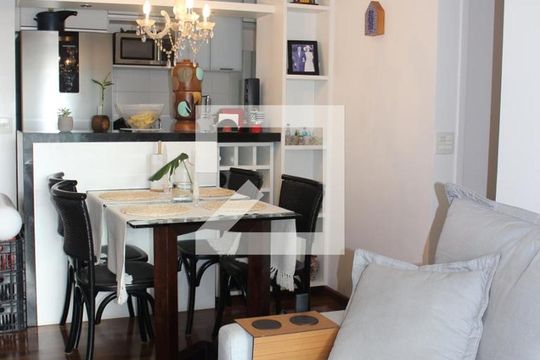 Sala de apartamento para alugar com 2 quartos, 60m² em Vila Romana, São Paulo