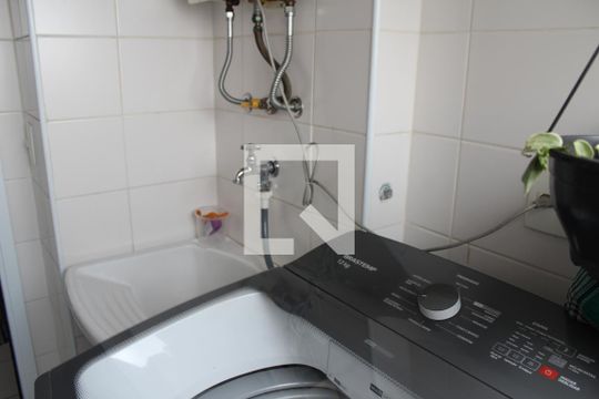 Área de Serviço de apartamento para alugar com 2 quartos, 60m² em Vila Romana, São Paulo