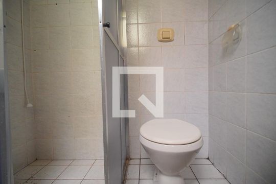 Banheiro de apartamento à venda com 1 quarto, 25m² em Centro, São Leopoldo