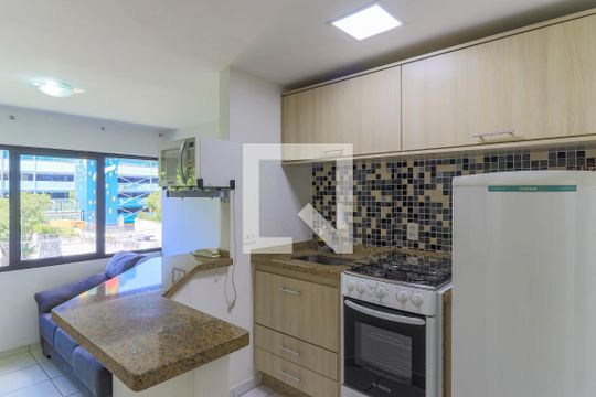 Cozinha de apartamento à venda com 1 quarto, 48m² em Cidade Monções, São Paulo