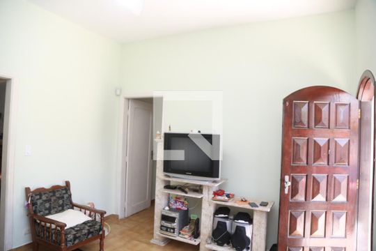 Sala de casa para alugar com 3 quartos, 90m² em Vila Caiçara, Praia Grande
