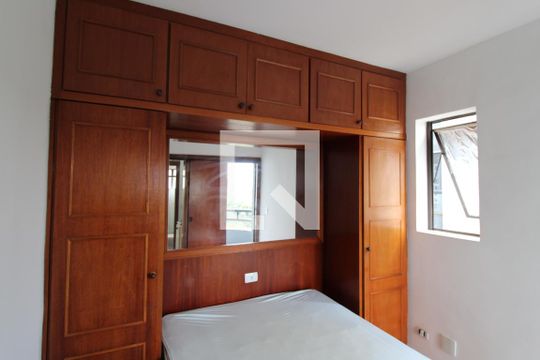 Quarto de apartamento para alugar com 1 quarto, 30m² em Vila Suzana, São Paulo