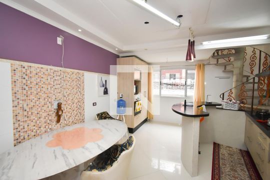 Cozinha de casa para alugar com 2 quartos, 160m² em Vila Irmaos Arnoni, São Paulo