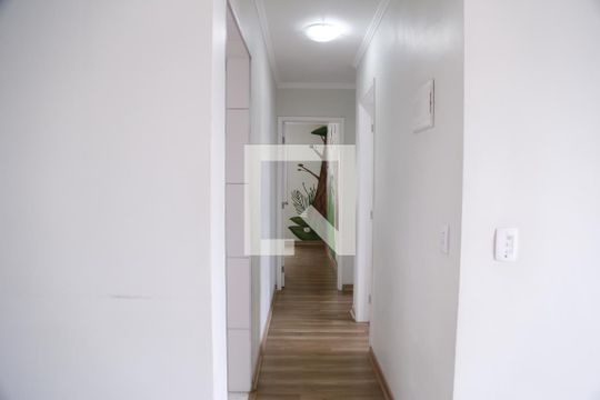 Corredor de apartamento para alugar com 3 quartos, 84m² em Freguesia do Ó, São Paulo