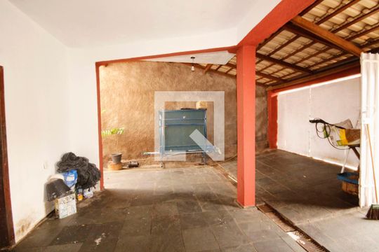 Garagem de casa à venda com 5 quartos, 420m² em São Geraldo, Belo Horizonte