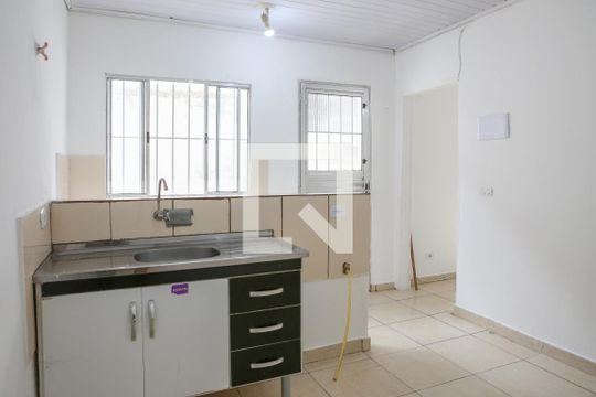 Cozinha e Área de Serviço de casa para alugar com 1 quarto, 25m² em Pompeia, São Paulo