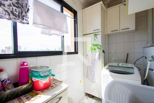 Área de serviço de apartamento à venda com 3 quartos, 80m² em Vila Assunção, Santo André