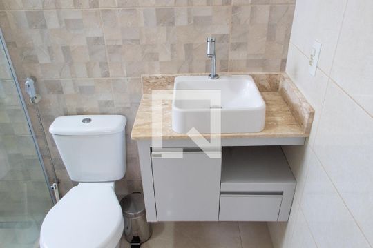 BANHEIRO DA SUITE de casa à venda com 5 quartos, 360m² em Jardim Primavera, Campinas