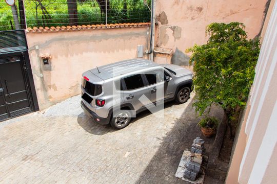 ÁREA EXTERNA - GARAGEM de casa à venda com 5 quartos, 360m² em Jardim Primavera, Campinas