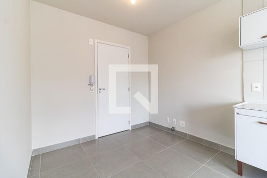 Sala de apartamento à venda com 2 quartos, 37m² em Vila Moinho Velho, São Paulo