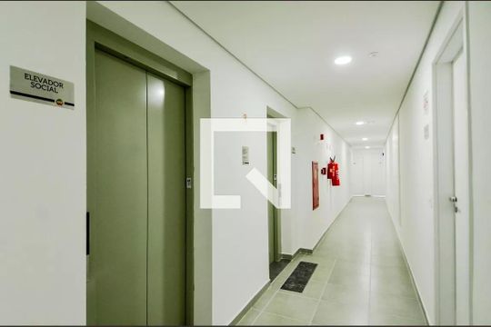 Hall de entrada de apartamento para alugar com 1 quarto, 34m² em Vila Rosália, Guarulhos