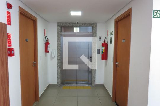 Apartamento para alugar com 2 quartos, 42m² em Jardim Íris, São Paulo