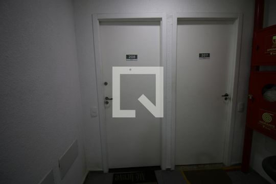 Fachada do apartamento de apartamento para alugar com 2 quartos, 42m² em Braz de Pina, Rio de Janeiro