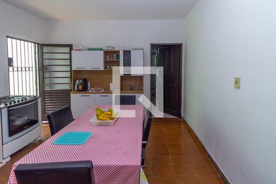 Cozinha de casa à venda com 2 quartos, 138m² em Jardim Tietê, São Paulo