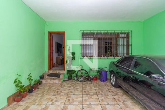 Garagem de casa à venda com 2 quartos, 138m² em Jardim Tietê, São Paulo