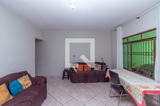 Casa à venda com 2 quartos, 138m² em Jardim Tietê, São Paulo