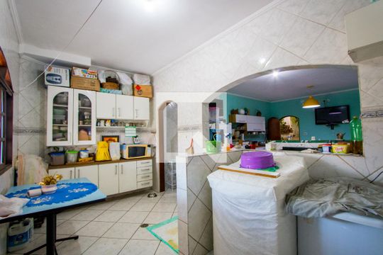 Área de serviço de casa à venda com 4 quartos, 300m² em Vila Pires, Santo André