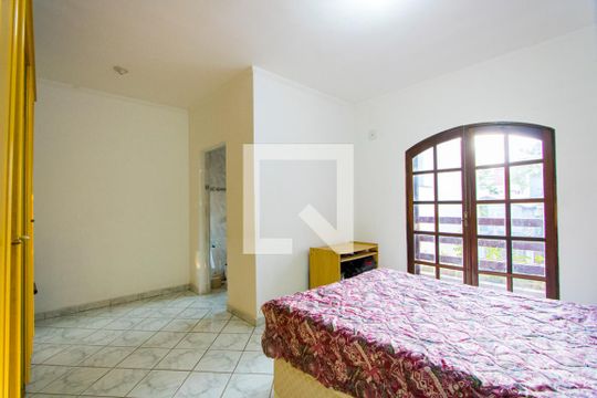 Quarto 1 - Suíte de casa à venda com 4 quartos, 300m² em Vila Pires, Santo André