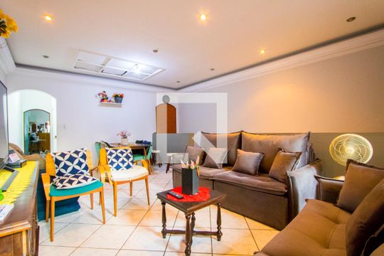 Sala de casa à venda com 4 quartos, 300m² em Vila Pires, Santo André