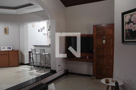 sala de casa à venda com 3 quartos, 157m² em Planalto, Belo Horizonte