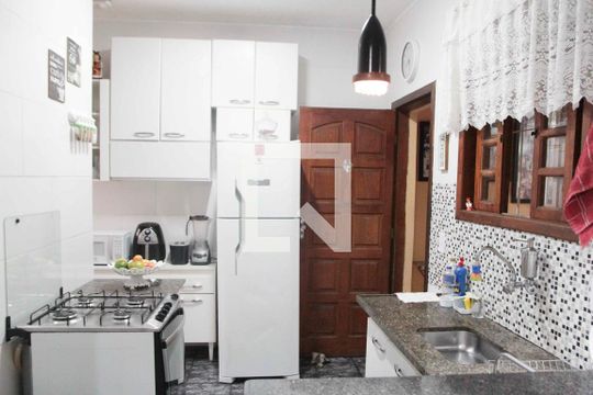 cozinha de casa à venda com 3 quartos, 157m² em Planalto, Belo Horizonte