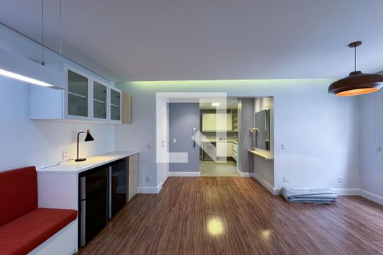 Sala de apartamento para alugar com 2 quartos, 100m² em Vila Olímpia, São Paulo