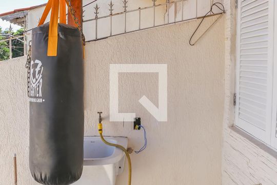 Sacada e Área de Serviço de kitnet/studio para alugar com 1 quarto, 27m² em Lapa, São Paulo