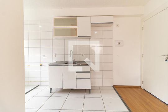 Cozinha de apartamento à venda com 2 quartos, 42m² em Jardim São Savério, São Paulo