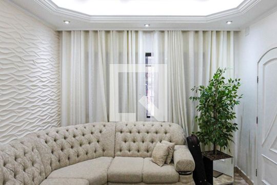 Sala de casa à venda com 3 quartos, 300m² em Jardim Cotiana, São Paulo