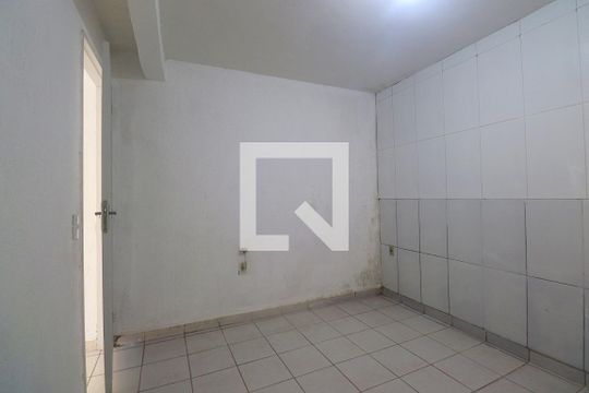 Quarto de casa para alugar com 1 quarto, 60m² em Vila Palmares, São Caetano do Sul