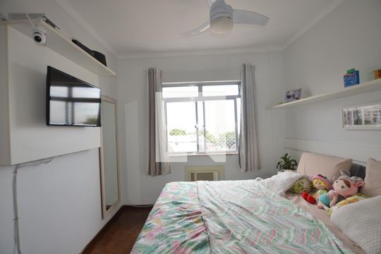 Quarto 1 de apartamento para alugar com 2 quartos, 65m² em Campinho, Rio de Janeiro