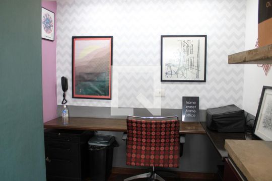 Sala/Escritório de apartamento à venda com 2 quartos, 130m² em Jardim Olympia, São Paulo
