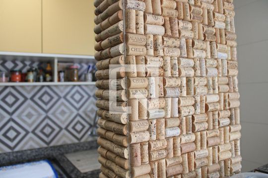 Cozinha de apartamento à venda com 2 quartos, 130m² em Jardim Olympia, São Paulo