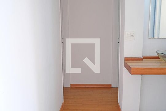 Corredor de apartamento à venda com 2 quartos, 79m² em Pinheiros, São Paulo