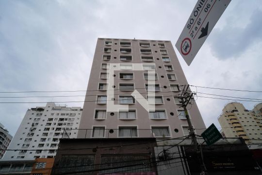 Fachada de apartamento à venda com 2 quartos, 79m² em Pinheiros, São Paulo