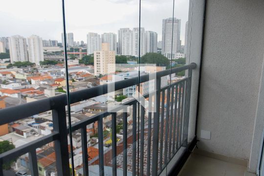 Sacada de apartamento para alugar com 1 quarto, 37m² em Presidente Altino, Osasco