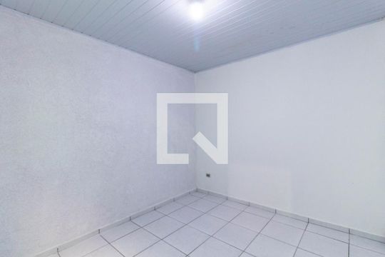 Quarto 1 de casa para alugar com 2 quartos, 60m² em Parque Boturussu, São Paulo