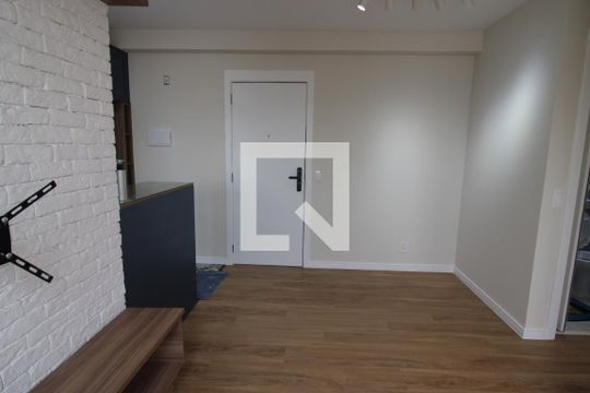 Sala / Cozinha de apartamento à venda com 2 quartos, 42m² em Vila Guilherme, São Paulo