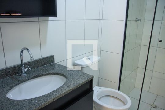 Banheiro de apartamento à venda com 2 quartos, 39m² em Vila Sônia, São Paulo